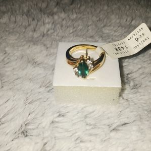 Pretty ring